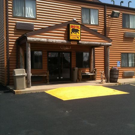 Booneslick Lodge - Neosho ภายนอก รูปภาพ